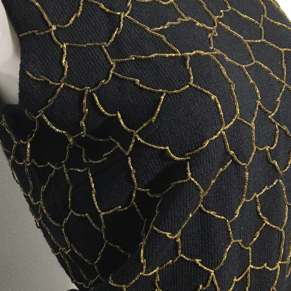 Vintage European Sleeveless Beaded Knit Top - Picture 3 of 13